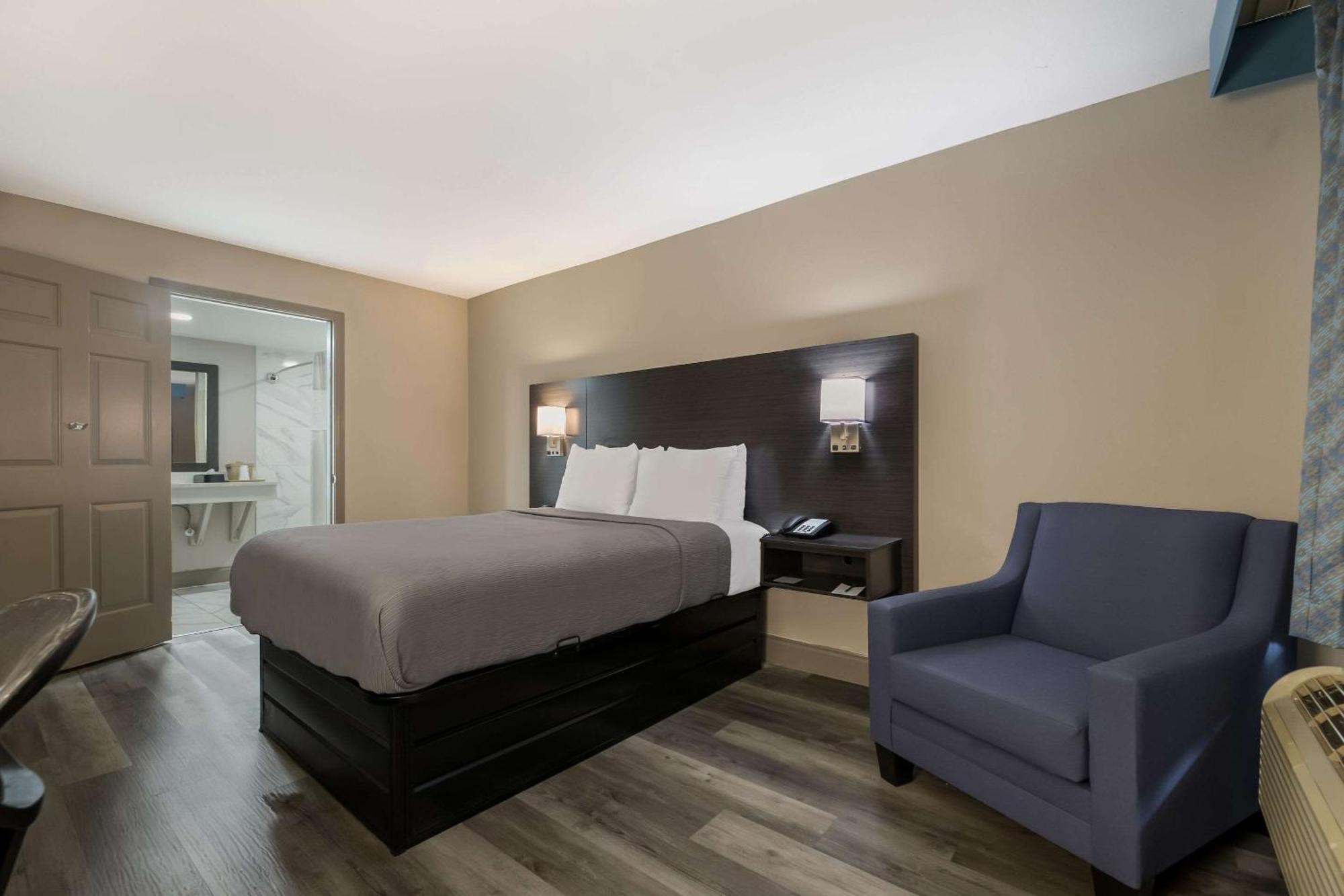 Quality Inn & Suites Altamonte Springs Orlando-North Exterior photo